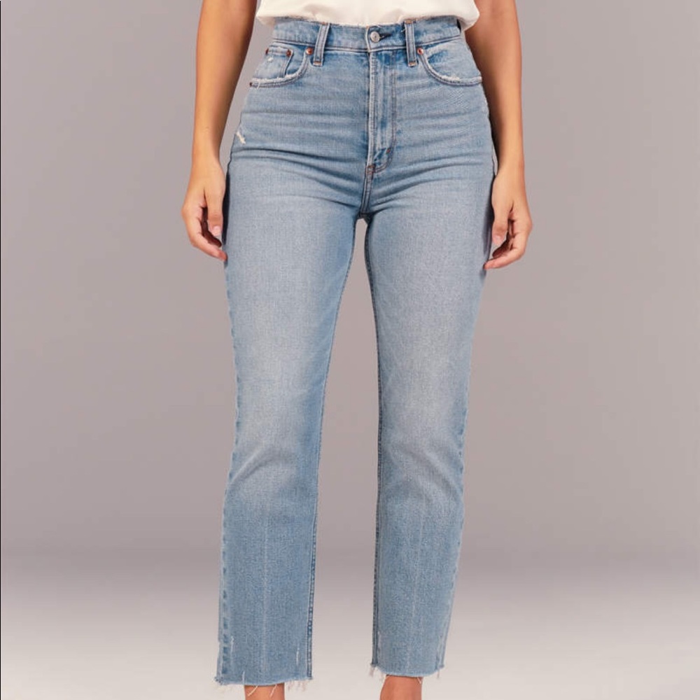 A&F The Ankle Straight Ultra High Rise Jeans